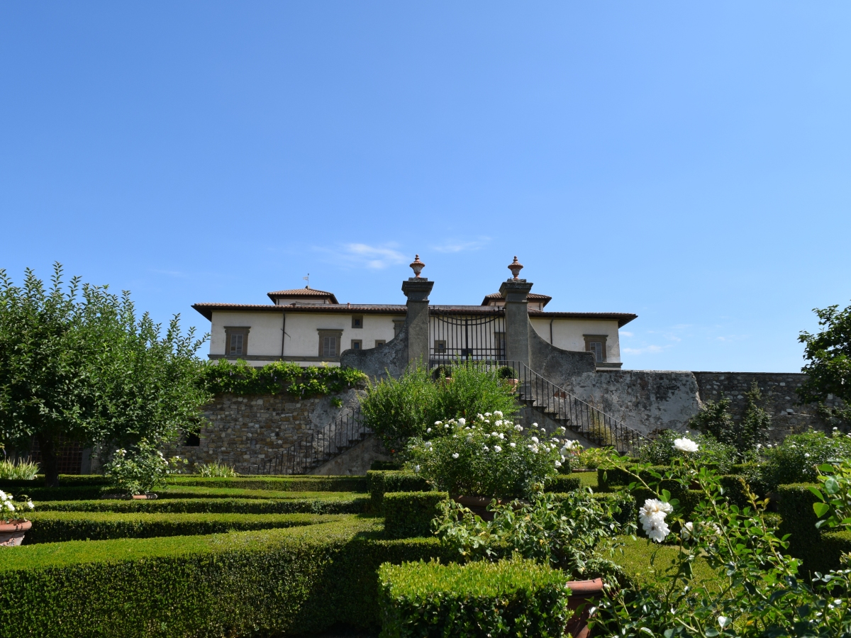 Villa Le Corti Tuscany Italy, the wine cellars and the fabulous Chianti Classico wines